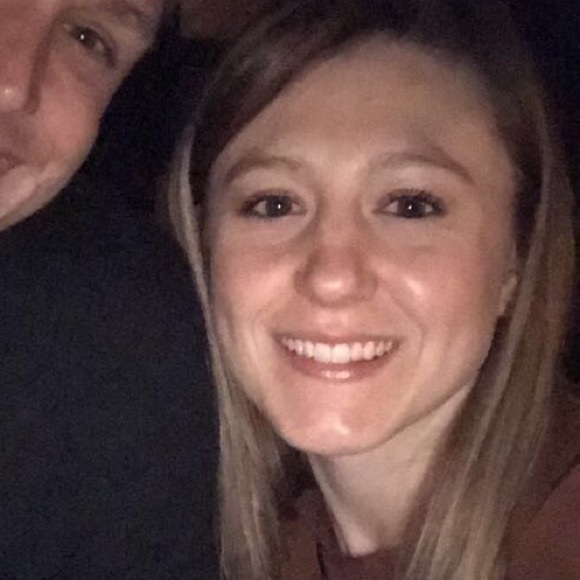 Meet your Posher, Shelby - Picture 1 of 1